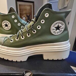 Womens Converse CHUCK TAYLOR ALL STAR LUGGED HEEL PLATFORM LEATHER HI SZ 7 GREEN